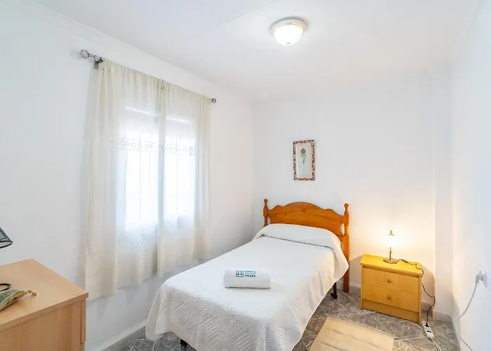 Cubo's King & Terrace